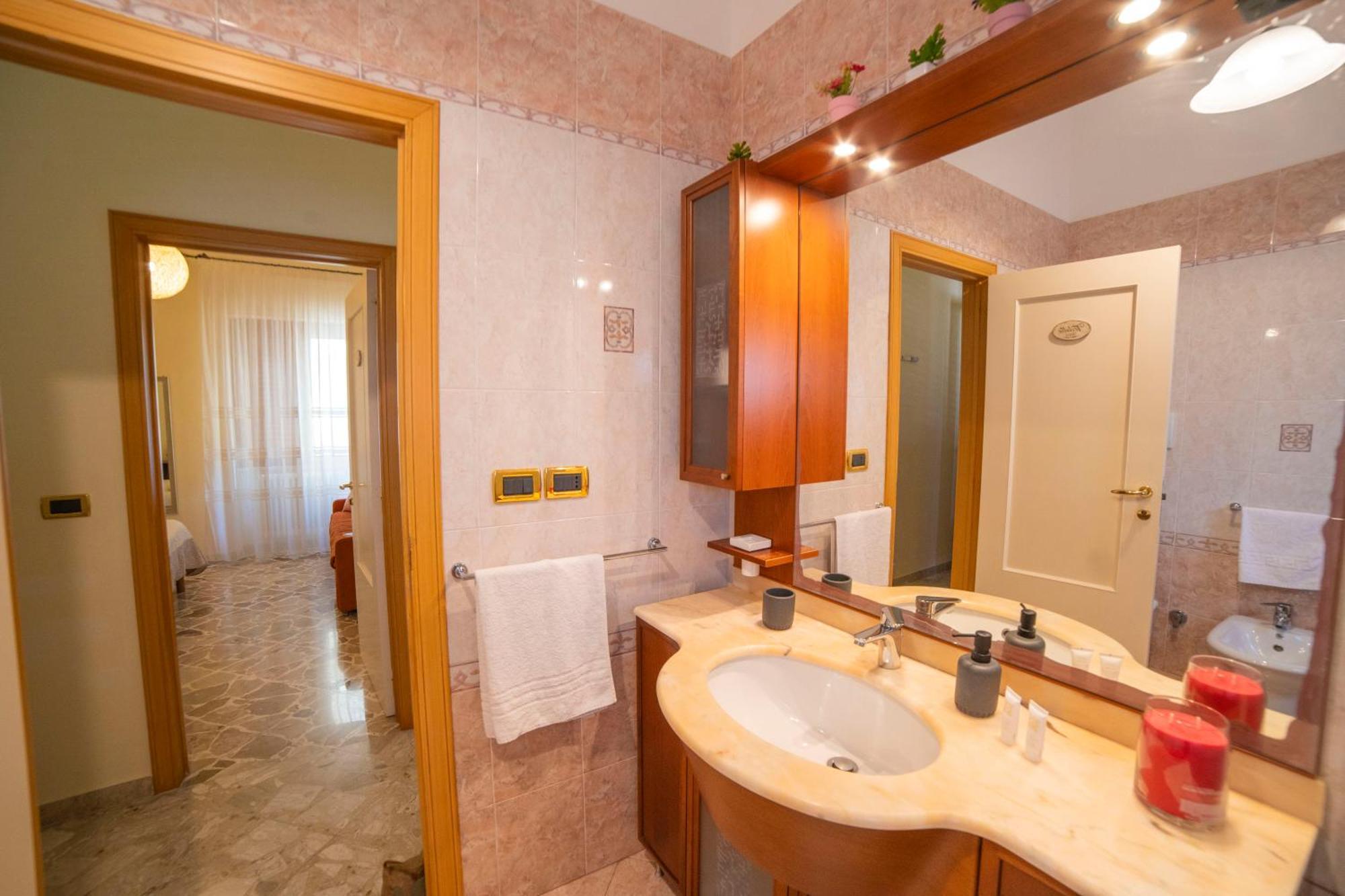 B&B A Due Passi Otranto Exteriér fotografie
